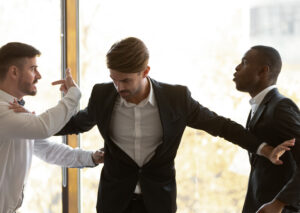 暴行事件の加害者となったときの起訴までの流れ 春田法律事務所